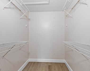 3358 Sabal Springs Boulevard - Photo Thumbnail 17