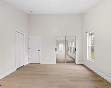 3358 Sabal Springs Boulevard - Photo Thumbnail 14