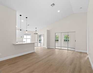 3358 Sabal Springs Boulevard - Photo Thumbnail 4