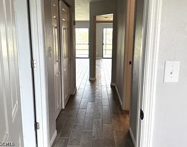 4728 Orange Grove Boulevard - Photo Thumbnail 6