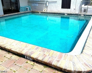 4728 Orange Grove Boulevard - Photo Thumbnail 12
