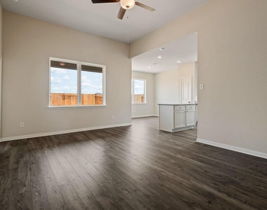 700 Jasmine Ridge Lane - Photo Thumbnail 2