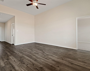 700 Jasmine Ridge Lane - Photo Thumbnail 3
