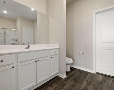 700 Jasmine Ridge Lane - Photo Thumbnail 17