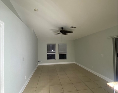 5100 Hanna Avenue N - Photo Thumbnail 5