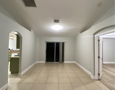 5100 Hanna Avenue N - Photo Thumbnail 13