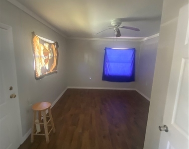 2143 W Tobago Circle - Photo Thumbnail 9