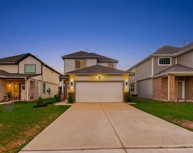 23639 Buttress Root Drive - Photo Thumbnail 3