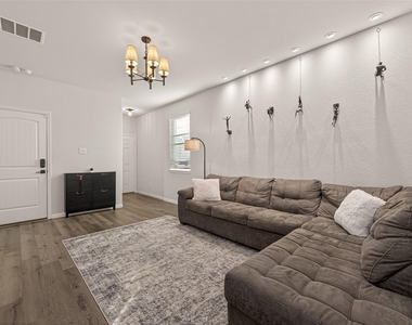 23639 Buttress Root Drive - Photo Thumbnail 6