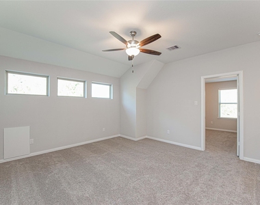 107 Silver Sky Court - Photo Thumbnail 19