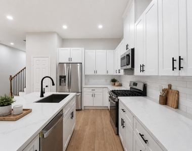 4354 Clover Street - Photo Thumbnail 23