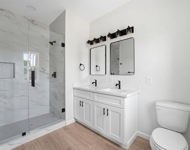 4354 Clover Street - Photo Thumbnail 20