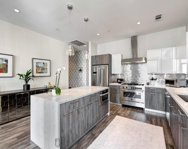 1211 Caroline Street - Photo Thumbnail 1