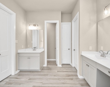 584 Santa Rosa Hills Drive - Photo Thumbnail 18
