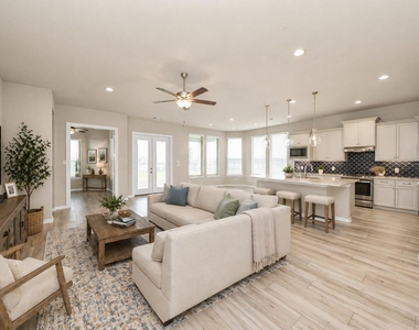584 Santa Rosa Hills Drive - Photo Thumbnail 8