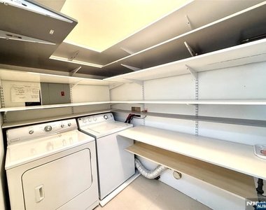 901 Tuliptree - Photo Thumbnail 5