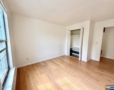 901 Tuliptree - Photo Thumbnail 6