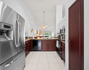 627 Saint Andrews Boulevard - Photo Thumbnail 4