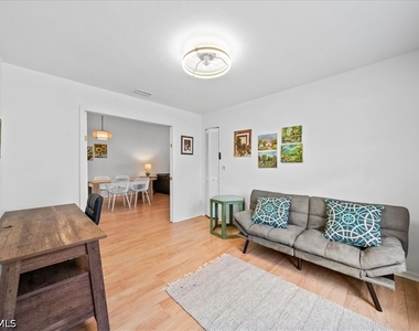 627 Saint Andrews Boulevard - Photo Thumbnail 19