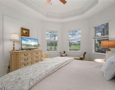 6476 Caldecott Drive - Photo Thumbnail 15