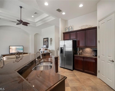 6476 Caldecott Drive - Photo Thumbnail 11