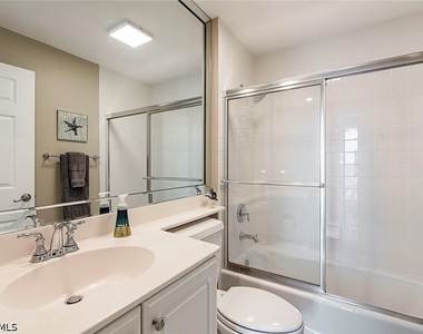 4255 Gulf Shore Boulevard N - Photo Thumbnail 8