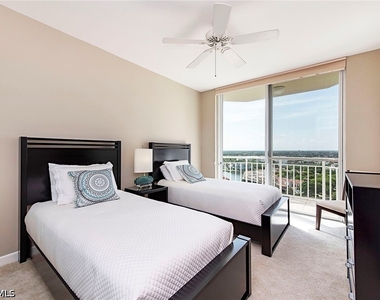 4255 Gulf Shore Boulevard N - Photo Thumbnail 7