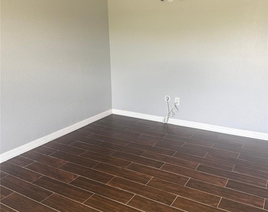 1917 Nw 12th Avenue - Photo Thumbnail 14