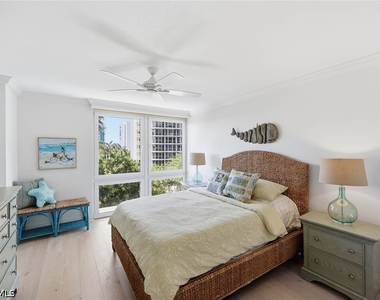 4031 Gulf Shore Boulevard N - Photo Thumbnail 28