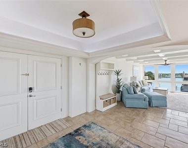 4031 Gulf Shore Boulevard N - Photo Thumbnail 6