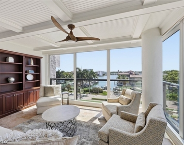 4031 Gulf Shore Boulevard N - Photo Thumbnail 13