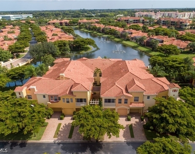 8600 Via Rapallo Drive - Photo Thumbnail 2
