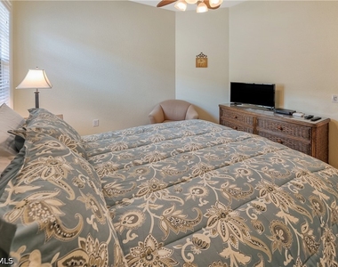 8600 Via Rapallo Drive - Photo Thumbnail 18