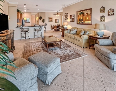 8600 Via Rapallo Drive - Photo Thumbnail 7