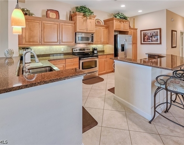8600 Via Rapallo Drive - Photo Thumbnail 13