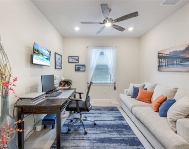 19200 Aqua Shore Drive - Photo Thumbnail 10