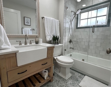 7087 Barrington Circle - Photo Thumbnail 19