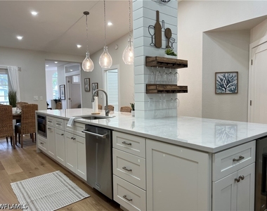 7087 Barrington Circle - Photo Thumbnail 42