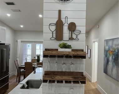 7087 Barrington Circle - Photo Thumbnail 35