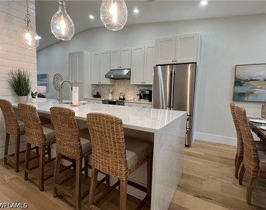 7087 Barrington Circle - Photo Thumbnail 37