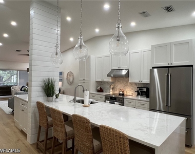 7087 Barrington Circle - Photo Thumbnail 31