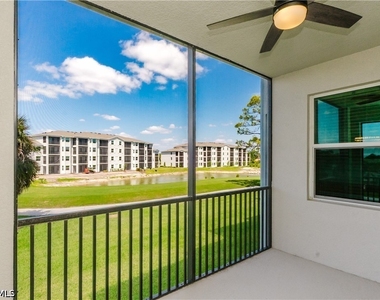 18451 Copperhead Court N - Photo Thumbnail 20