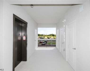 18451 Copperhead Court N - Photo Thumbnail 24