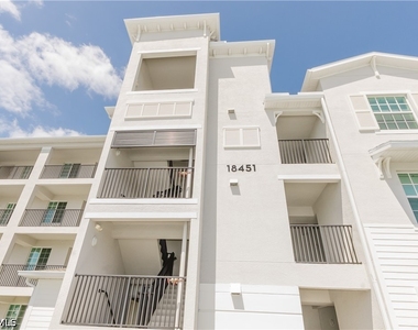 18451 Copperhead Court N - Photo Thumbnail 23