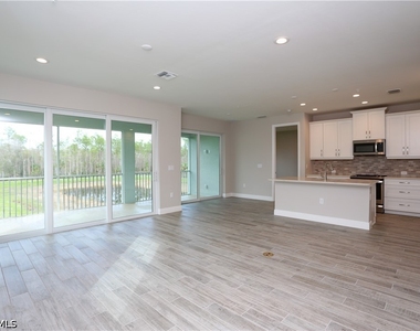 2626 Seychelles Circle - Photo Thumbnail 7