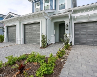 2626 Seychelles Circle - Photo Thumbnail 41