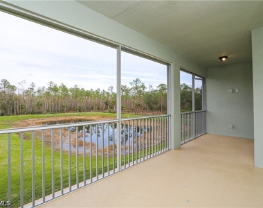 2626 Seychelles Circle - Photo Thumbnail 37