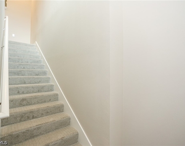 2626 Seychelles Circle - Photo Thumbnail 2