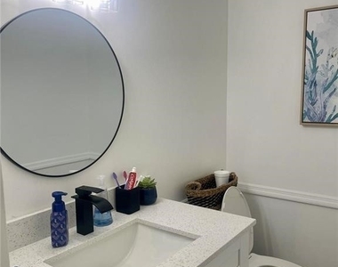 788 Park Shore Drive - Photo Thumbnail 9