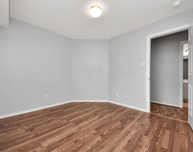 16526 Cairngrove Lane - Photo Thumbnail 22